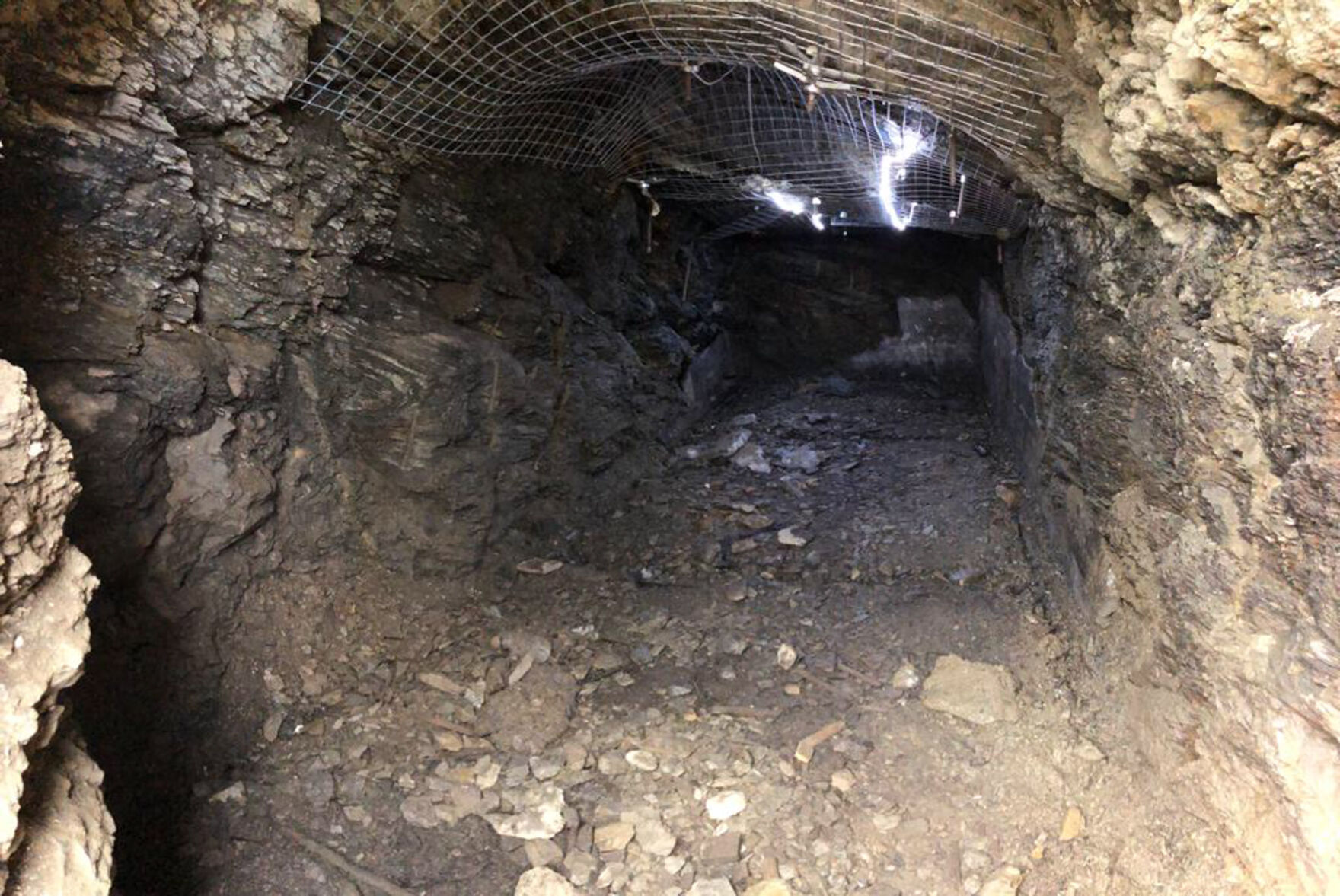 Cave shelter